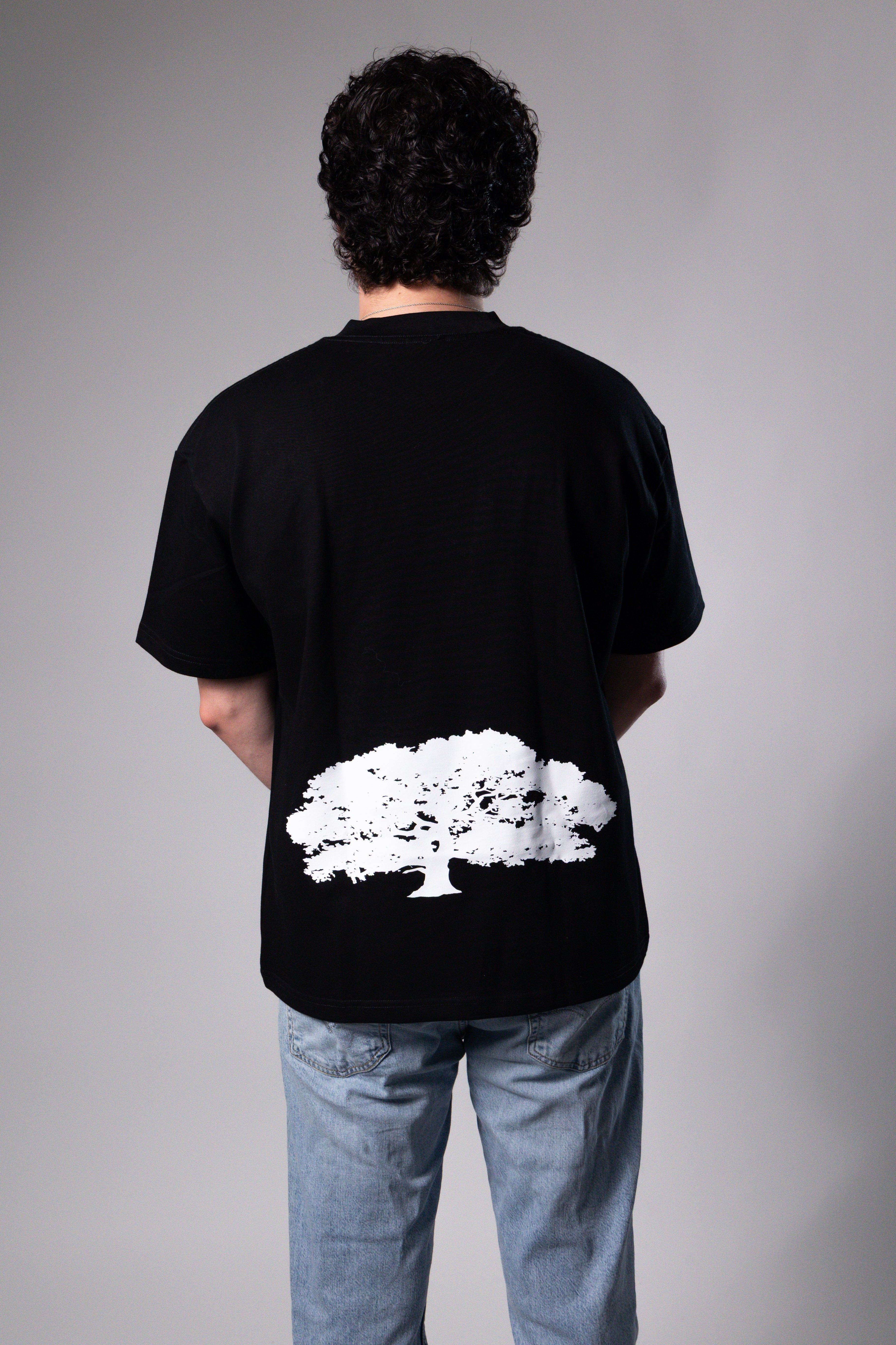 T-shirt oversized tree